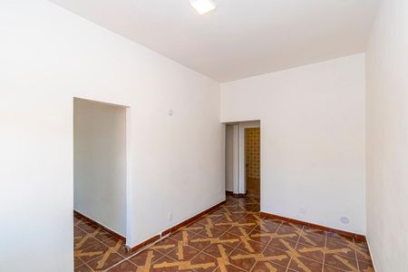 Sala de casa para alugar com 2 quartos, 100m² em Vista Alegre, Rio de Janeiro