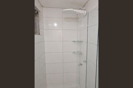 Banheiro de apartamento para alugar com 2 quartos, 51m² em Weissópolis, Pinhais