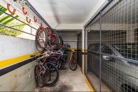 Área externa de apartamento para alugar com 2 quartos, 59m² em Portão, Curitiba