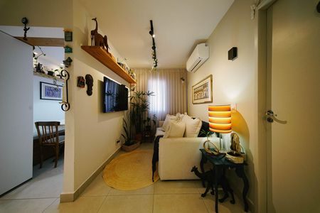 Sala de apartamento à venda com 1 quarto, 32m² em Vila Guilhermina, São Paulo