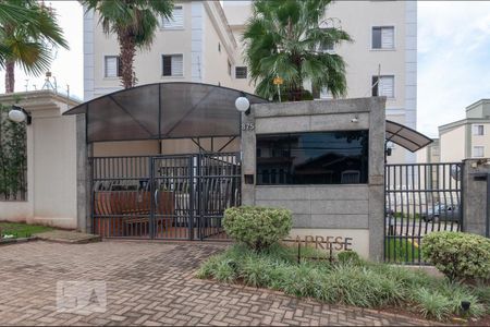 Fachada do Condomínio de apartamento para alugar com 3 quartos, 65m² em Vila Satúrnia, Campinas