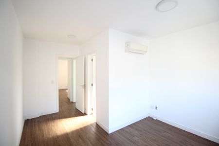 Suíte 1 de apartamento para alugar com 2 quartos, 80m² em Petrópolis, Porto Alegre