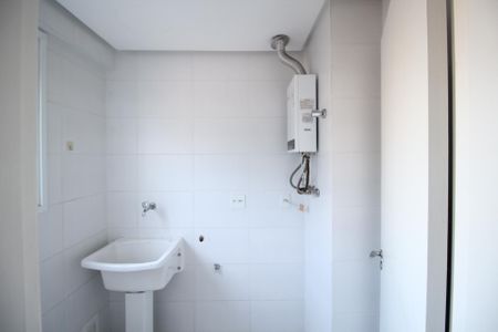 Área de Serviço de apartamento para alugar com 2 quartos, 80m² em Petrópolis, Porto Alegre