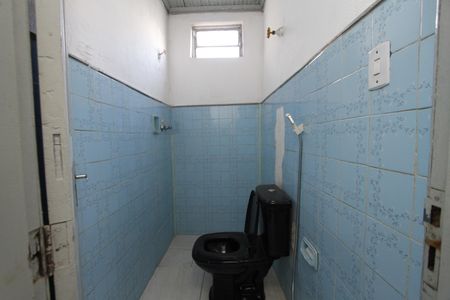 Banheiro de casa para alugar com 2 quartos, 150m² em Jardim Montanhês, Belo Horizonte