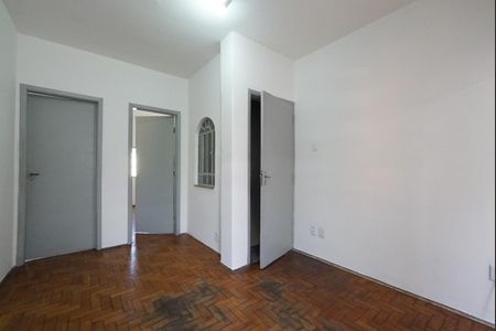 Sala de casa de condomínio para alugar com 2 quartos, 65m² em Cambuci, São Paulo