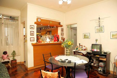 Apartamento à venda com 2 quartos, 60m² em Santana, Porto Alegre