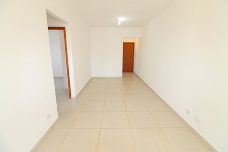 Apartamento para alugar com 70m², 2 quartos e 1 vagaSala