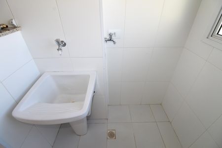 Apartamento para alugar com 70m², 2 quartos e 1 vagaÁrea de Serviço