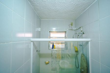 Casa à venda com 187m², 4 quartos e 3 vagas Casa à venda com 187m², 4 quartos e 3 vagasBanheiro 1