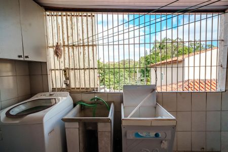 Casa à venda com 187m², 4 quartos e 3 vagas Casa à venda com 187m², 4 quartos e 3 vagasÁrea de Serviço