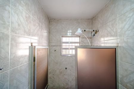 Casa à venda com 187m², 4 quartos e 3 vagas Casa à venda com 187m², 4 quartos e 3 vagasBanheiro 2