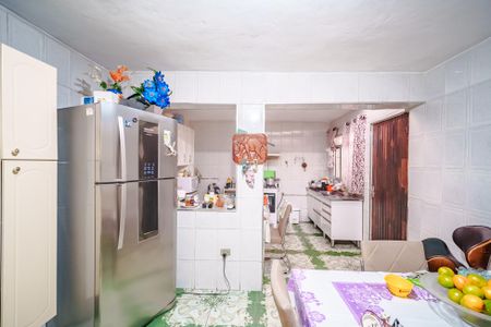 Casa à venda com 187m², 4 quartos e 3 vagas Casa à venda com 187m², 4 quartos e 3 vagasCozinha