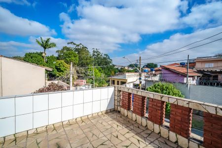 Casa à venda com 187m², 4 quartos e 3 vagas Casa à venda com 187m², 4 quartos e 3 vagasVaranda