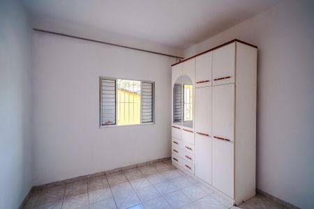 Casa à venda com 187m², 4 quartos e 3 vagas Casa à venda com 187m², 4 quartos e 3 vagasQuarto 2