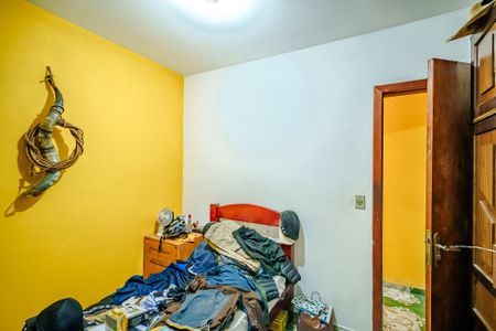 Casa à venda com 187m², 4 quartos e 3 vagas Casa à venda com 187m², 4 quartos e 3 vagasQuarto 4