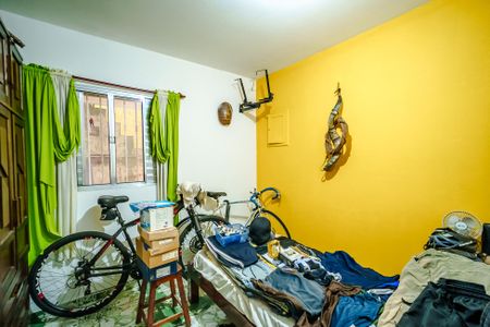 Casa à venda com 187m², 4 quartos e 3 vagas Casa à venda com 187m², 4 quartos e 3 vagasQuarto 4