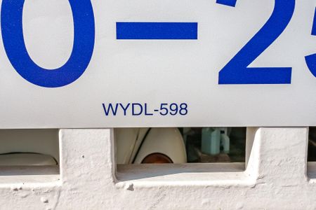 Casa à venda com 187m², 4 quartos e 3 vagas Casa à venda com 187m², 4 quartos e 3 vagasplaca instalada em 31/07/2026 com o código WYDL-598