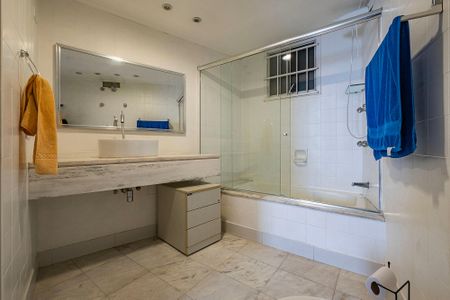 Suíte de apartamento à venda com 3 quartos, 178m² em Jardim Paulistano, São Paulo