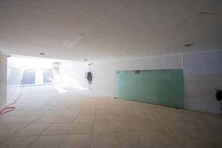 Garagem de casa para alugar com 3 quartos, 297m² em Vila Bela Vista, Santo André