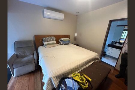 Casa de Condomínio para alugar com 3 quartos, 253m² em Vila Alpina, Nova Lima