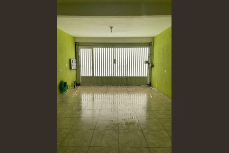 Casa à venda com 4 quartos, 236m² em Piraporinha, Diadema