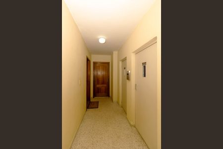 Apartamento para alugar com 48m², 1 quarto e sem vaga Apartamento para alugar com 48m², 1 quarto e sem vagaCorredor
