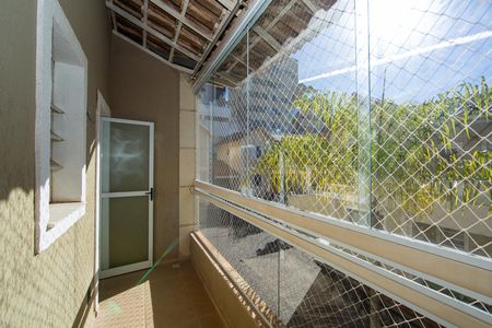 VARANDA de casa para alugar com 3 quartos, 135m² em Buritis, Belo Horizonte