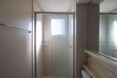 Apartamento para alugar com 68m², 2 quartos e 1 vagaBanheiro suíte 
