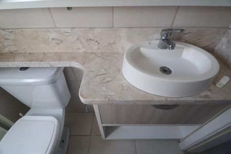 Apartamento para alugar com 68m², 2 quartos e 1 vagaBanheiro suíte 