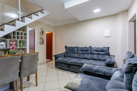 Casa à venda com 2 quartos, 68m² em Parque Oratório, Santo André