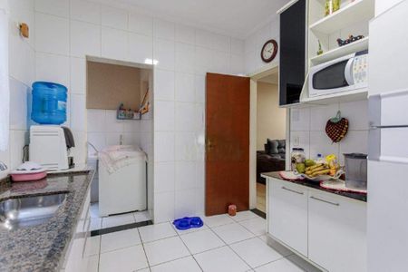 Casa à venda com 2 quartos, 68m² em Parque Oratório, Santo André