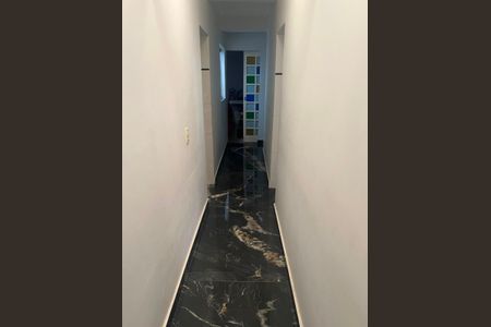 Corredor de casa à venda com 4 quartos, 110m² em Parque Casa de Pedra, São Paulo