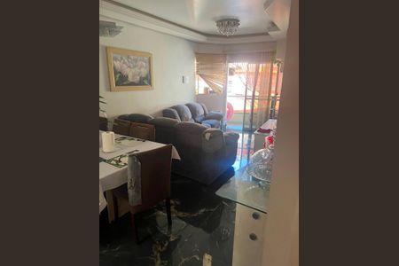 Sala de casa à venda com 4 quartos, 110m² em Parque Casa de Pedra, São Paulo