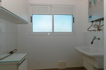 Área de serviço de apartamento para alugar com 2 quartos, 78m² em Petrópolis, Porto Alegre