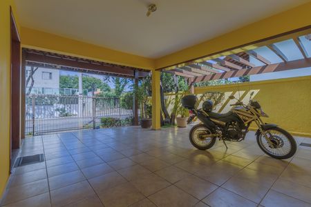 Casa à venda com 3 quartos, 205m² em Itapoã, Belo Horizonte