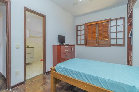 Casa à venda com 3 quartos, 205m² em Itapoã, Belo Horizonte