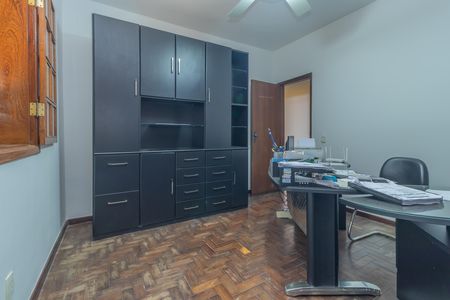 Casa à venda com 3 quartos, 205m² em Itapoã, Belo Horizonte
