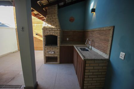 Casa de condomínio para alugar com 146m², 3 quartos e 2 vagas