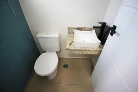Casa de condomínio para alugar com 146m², 3 quartos e 2 vagas