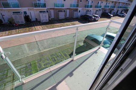 Casa de condomínio para alugar com 146m², 3 quartos e 2 vagas