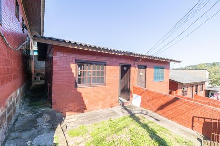 Quintal de casa para alugar com 1 quarto, 40m² em Belém Velho, Porto Alegre