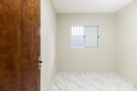 Quarto 2 de apartamento para alugar com 2 quartos, 42m² em Vila Nova Savoia, São Paulo