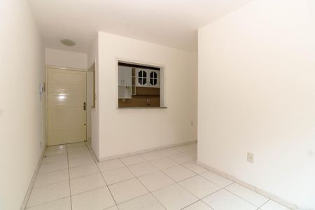 Sala de apartamento para alugar com 1 quarto, 48m² em São Sebastião, Porto Alegre