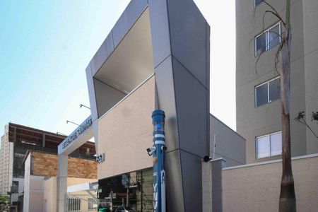 Fachada de apartamento para alugar com 2 quartos, 36m² em Vila Antonieta, São Paulo