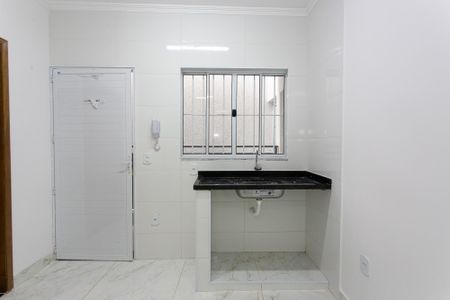 Cozinha de apartamento para alugar com 1 quarto, 38m² em Vila Carrão, São Paulo