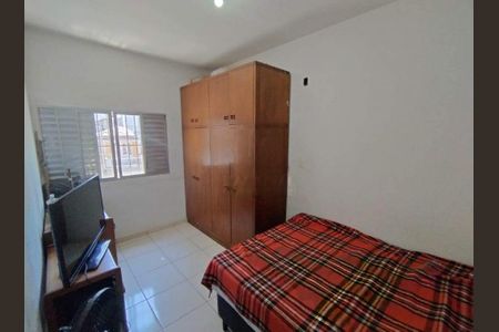 Casa à venda com 3 quartos, 202m² em Bangú, Santo André