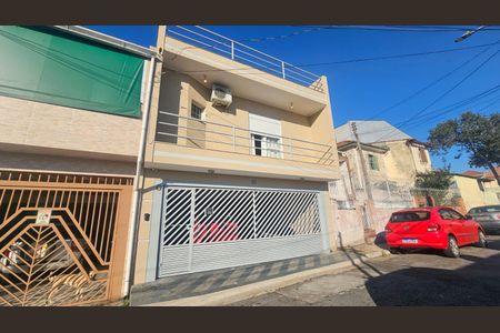 Fachada de casa à venda com 3 quartos, 210m² em Vila Beatriz, São Paulo