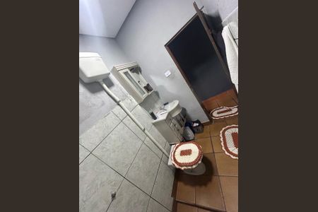 Banheiro de casa para alugar com 2 quartos, 125m² em Jardim Paulistano (Zona Norte), São Paulo