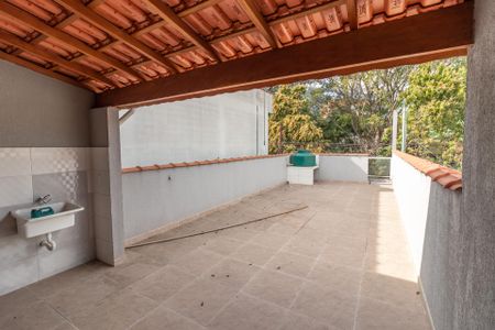 Área de Serviço de casa para alugar com 2 quartos, 90m² em Jardim Vila Carrao, São Paulo