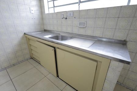 Casa à venda com 161m², 3 quartos e 3 vagas Casa à venda com 161m², 3 quartos e 3 vagasCozinha